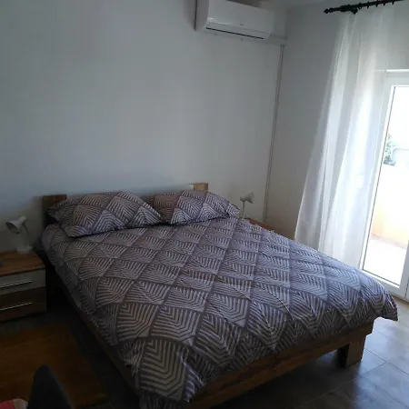 Nediljko & Mila Apartman Zadar